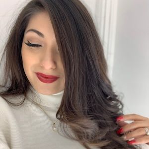 Meet your Posher, Blanca